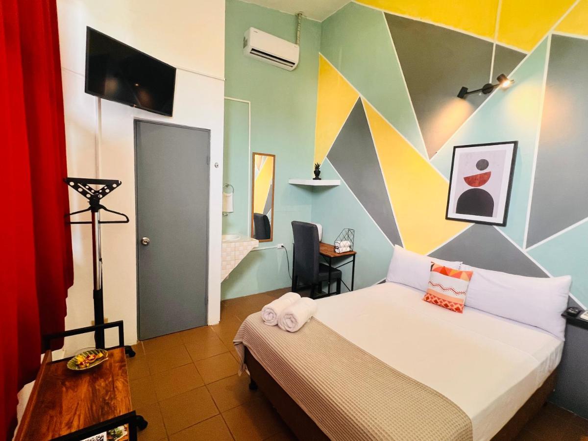 Hotel Adventure Lodge Jaco Luaran gambar