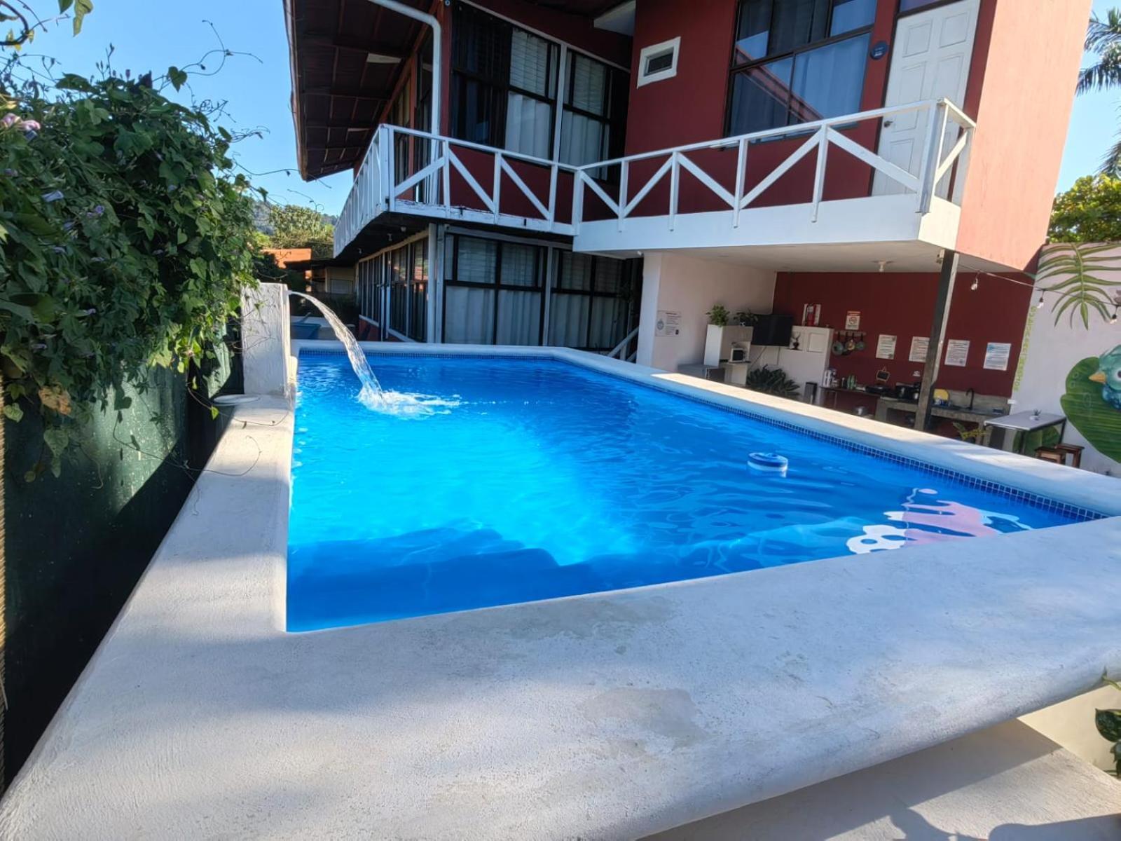 Hotel Adventure Lodge Jaco Luaran gambar